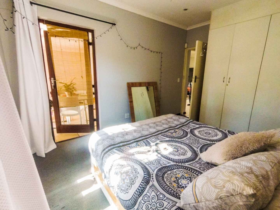 To Let 4 Bedroom Property for Rent in Rondebosch Park Estate Western Cape